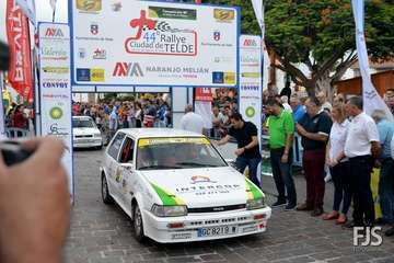 San Juan, escenario de la protocolaria ceremonia de salida del Rallye de Telde (Foto Francisco Javier Santana)